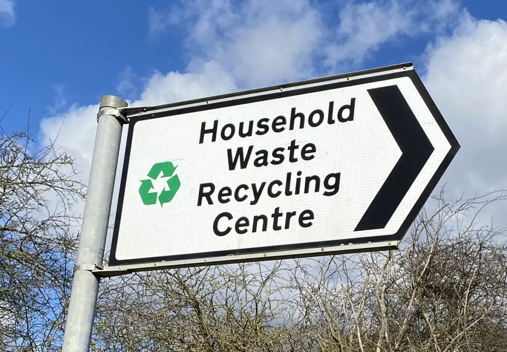 rotherham hwrc sign rmbc tip