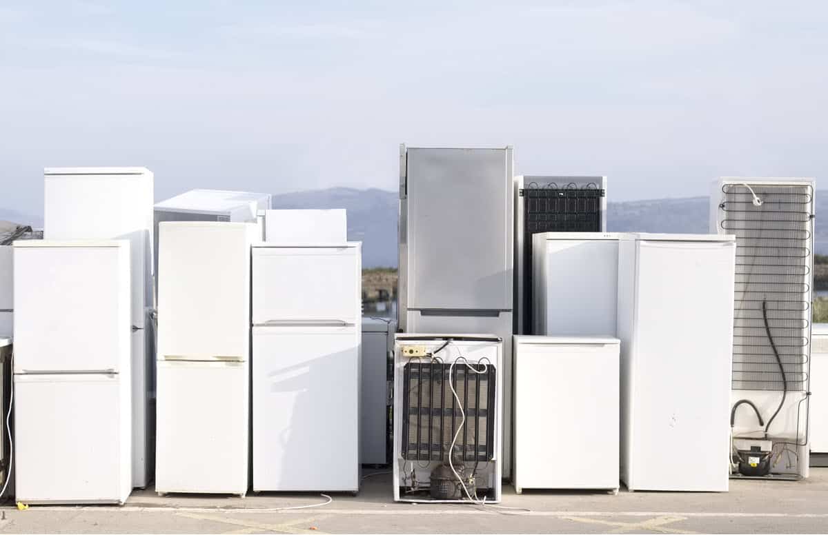 fridge freezers at tip